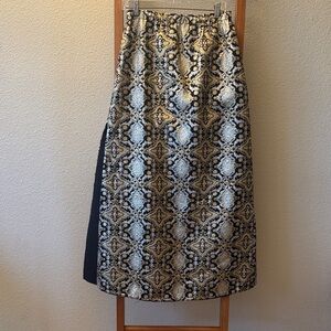 Vintage I.Magnin Elegant Gold and Black brocade  Patterned maxi Skirt